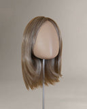 spm360:the-elegant-blond-grey-rooted